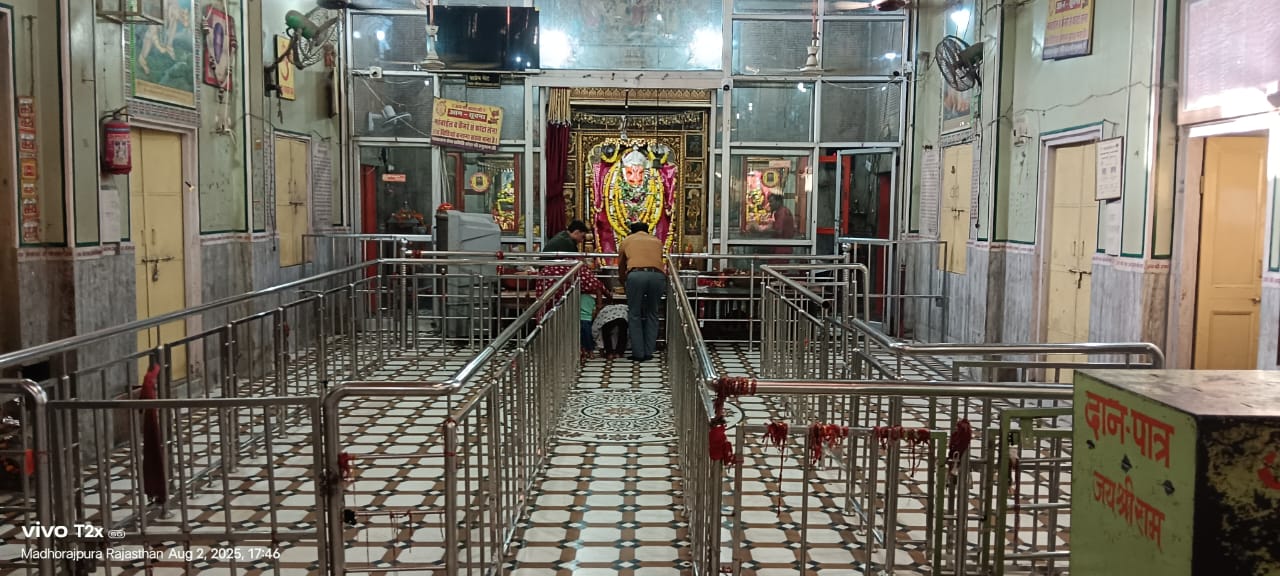 Description of image 4